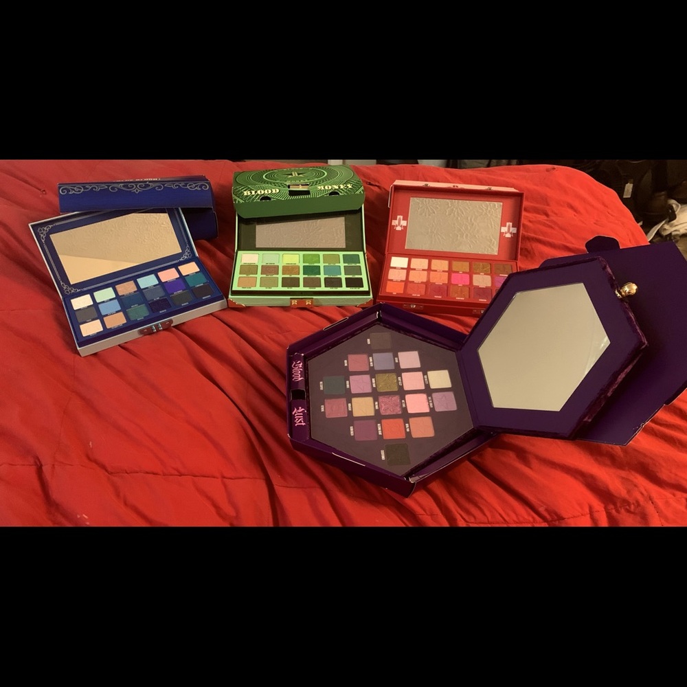 BRAND NEW— Jeffree Star Blood Bundle (4 Palettes!!)